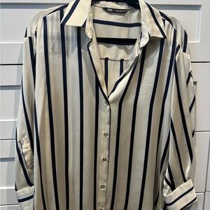 Zara Women’s Navy and Cream Striped Button Down Shirt